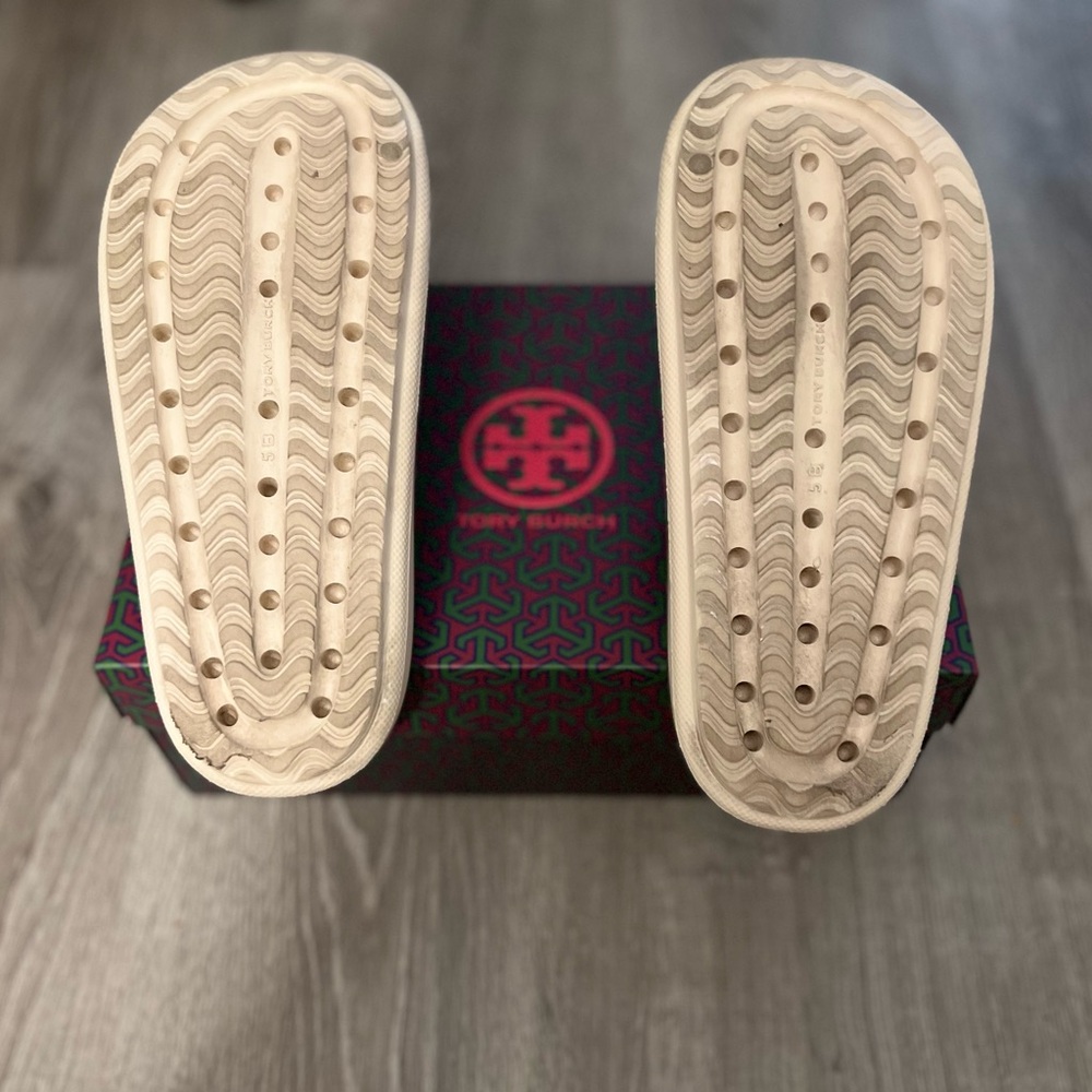 Tory Burch Eva Shower Slide - French Pearl - Picture 5 of 10